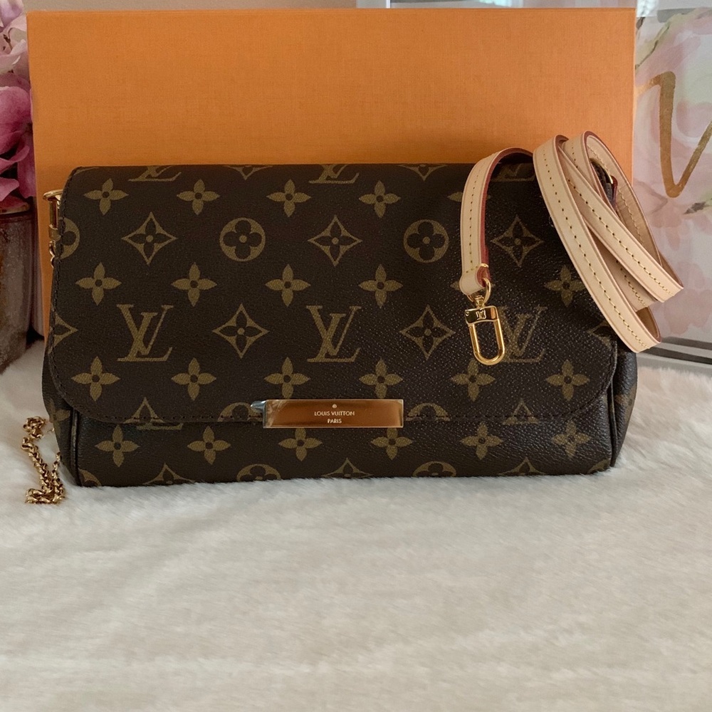 Favorite Mm Monogram Canvas❤️